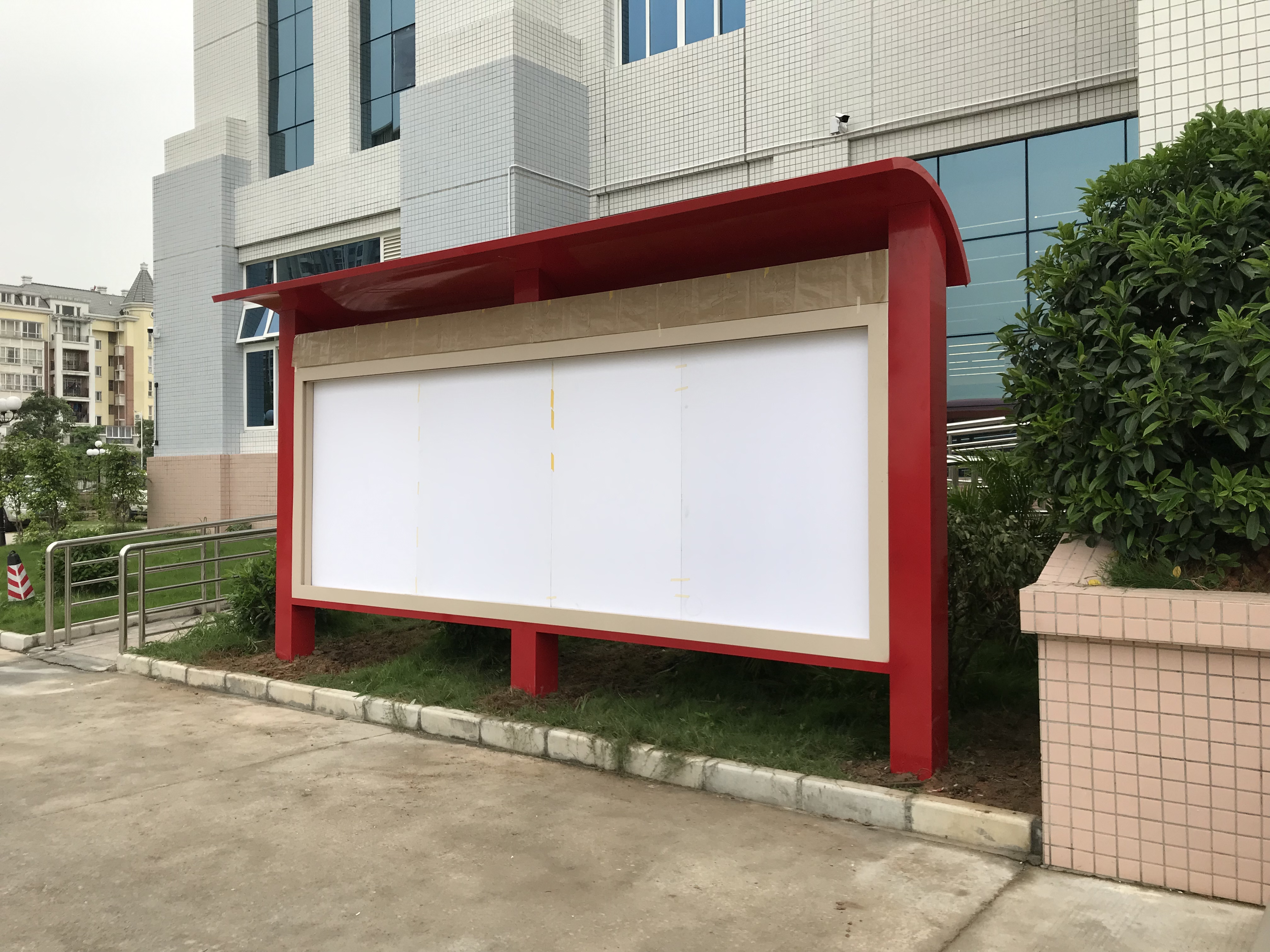 橫欄行政中心:不銹鋼公告欄 橫欄行政中心:不銹鋼公告欄