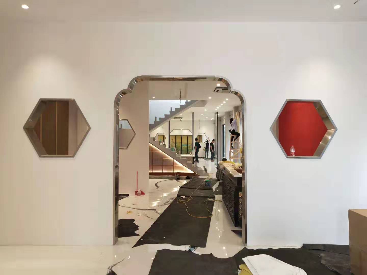 翰林才子:不銹鋼門框包邊 翰林才子:不銹鋼門框包邊